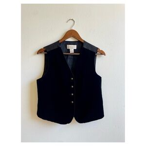 Classic Black Velvet Vest size 10 ( fits S/M )